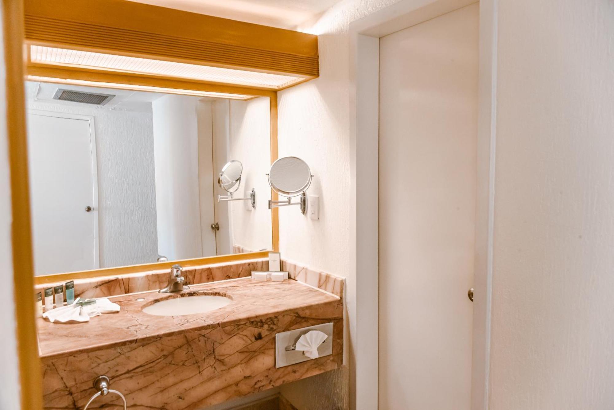 Hotel San Carlos Plaza San Carlos Nuevo Guaymas Экстерьер фото